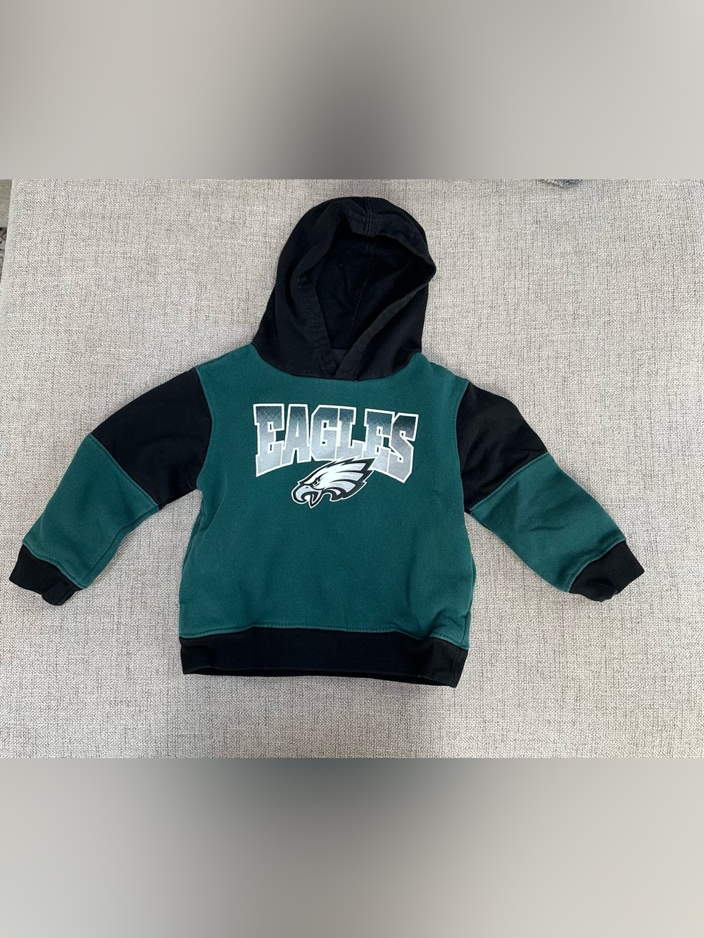 Philadelphia Eagles 2T Green & Black Hooded Sweatshirt
